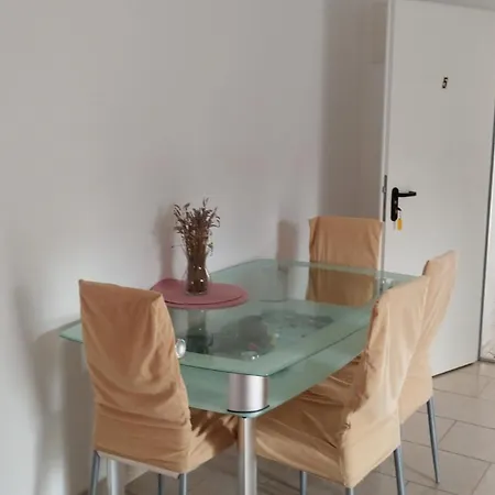Riva Apartmán *