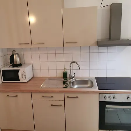 Riva Appartamento Povljana