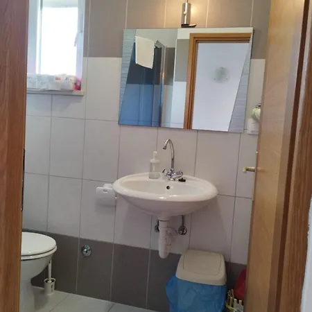 Riva Apartmán Povljana