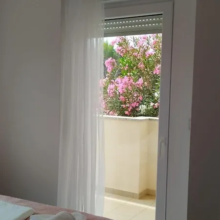 Apartament Riva Povljana