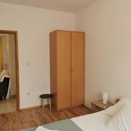 Apartment Riva *