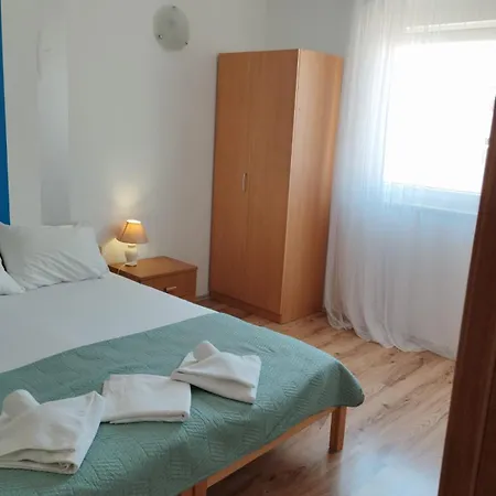 Apartment Riva *